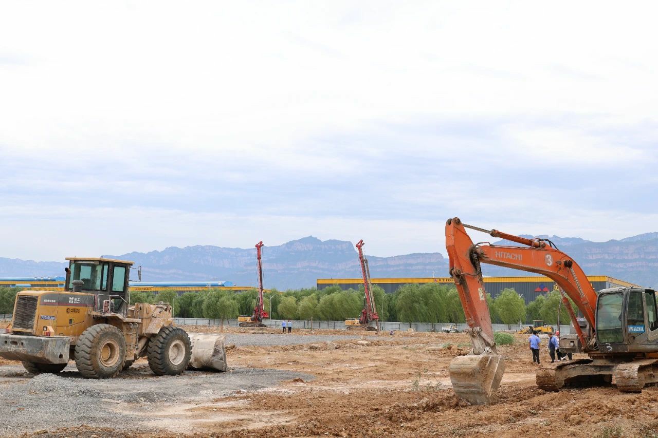 林州市“4+2”工作机制现场办公会在九游体育(中国)管业860项目部召开