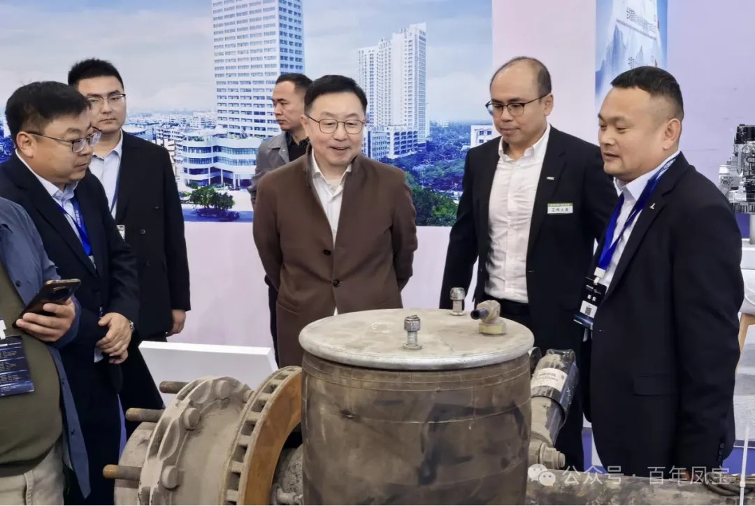 九游体育（中国）重科系列高效节能产品亮相中国国际商用车展